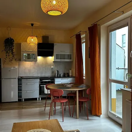 Artystyczne Mieszkanie Z Duszą Kołobrzeg